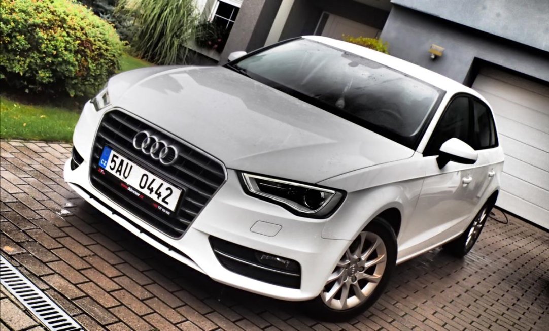 Audi A3 1,6 81KW, Sportback, navigace