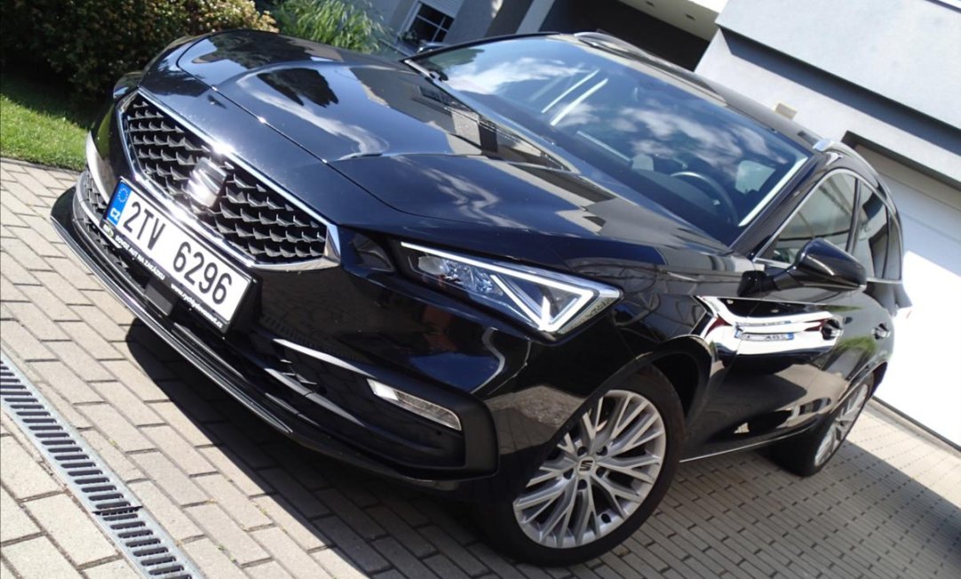 Seat Leon 1,5 eTSI,Execelent,DSG,Tažné